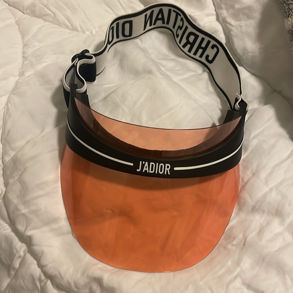 Christian Dior Mirrored DiorClub DU9 Sun Visor Visor part is pink color. - Picture 1 of 5